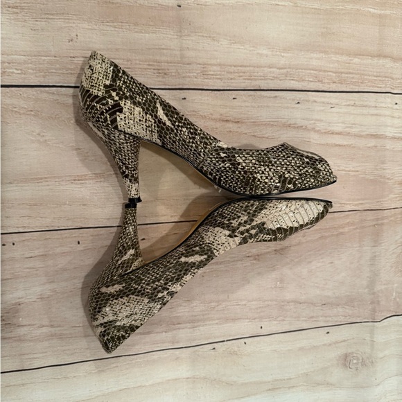 ARTURO CHIANG Women's Snakeskin Peep Toe Heels/size 7 - Picture 8 of 15